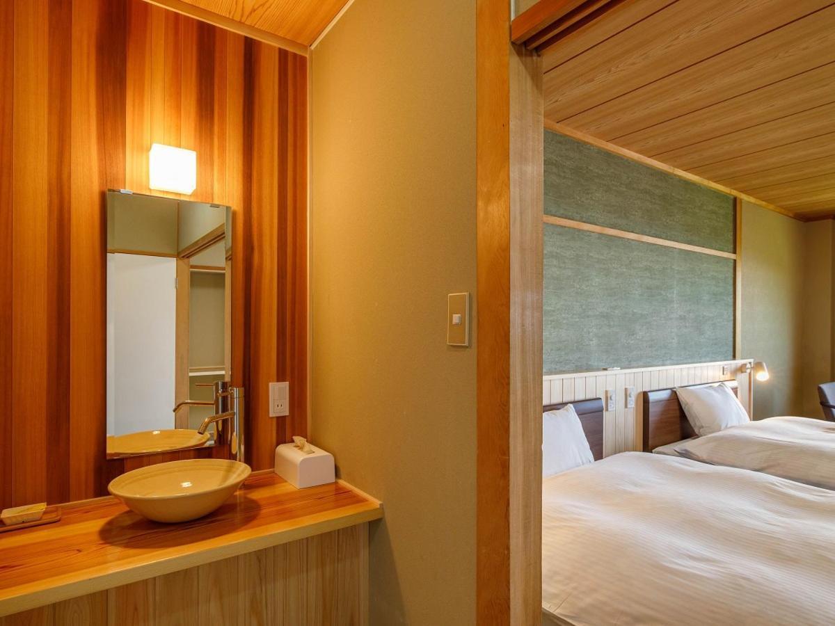 Hotel Iwasuge Яманути Экстерьер фото