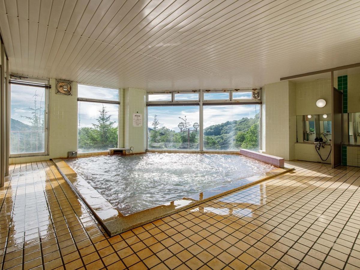 Hotel Iwasuge Яманути Экстерьер фото
