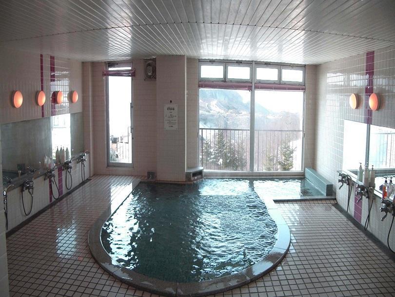 Hotel Iwasuge Яманути Экстерьер фото